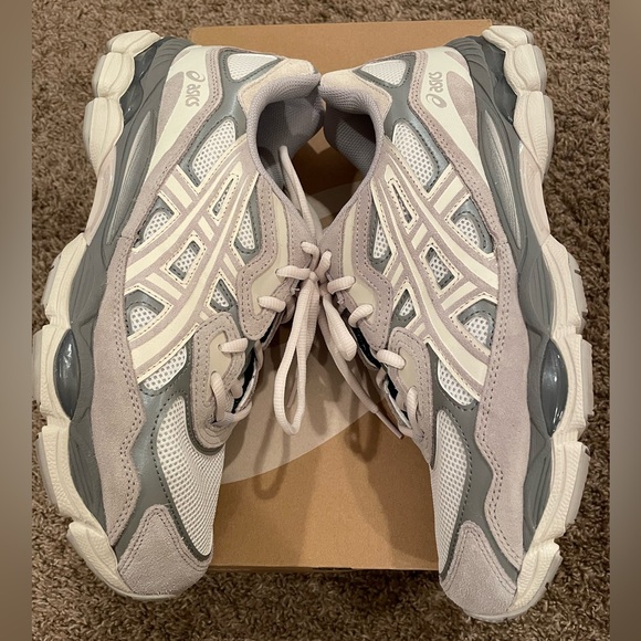 ASICS GEL-NYC cream/ oyster grey men’s US size 11.5 - Picture 8 of 16